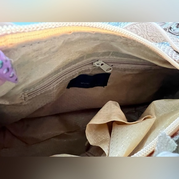 Elegant Floral Embellished Beige & Tan Handbag NWT - Picture 12 of 13